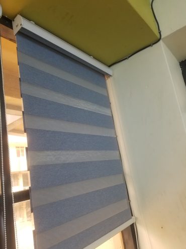 Double roller office blind